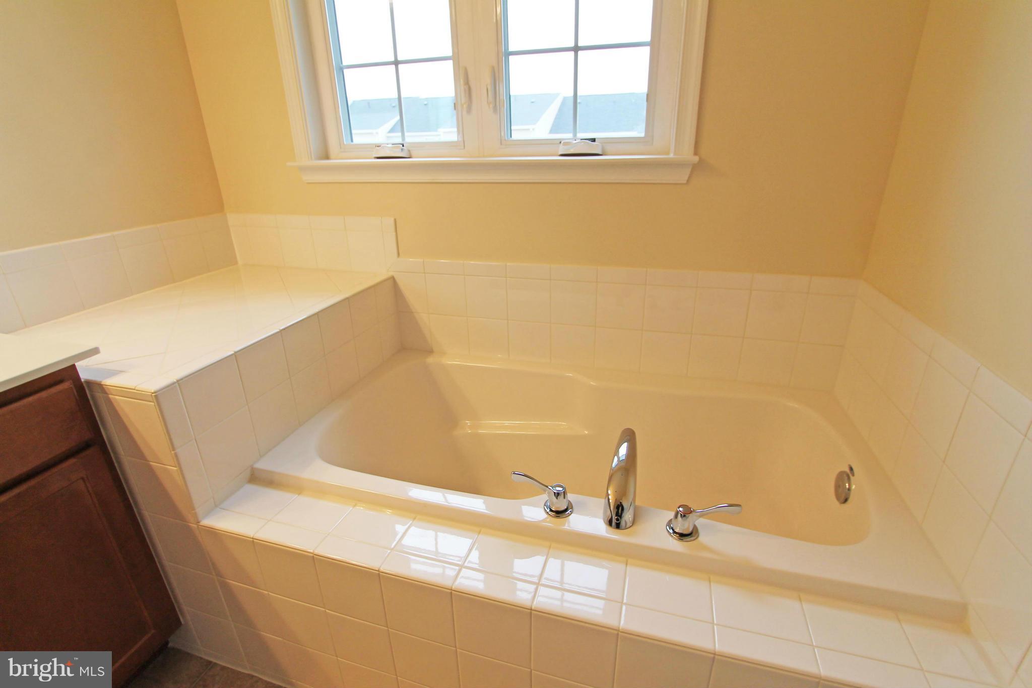 RIVERSIDE VILLAGES - Residential