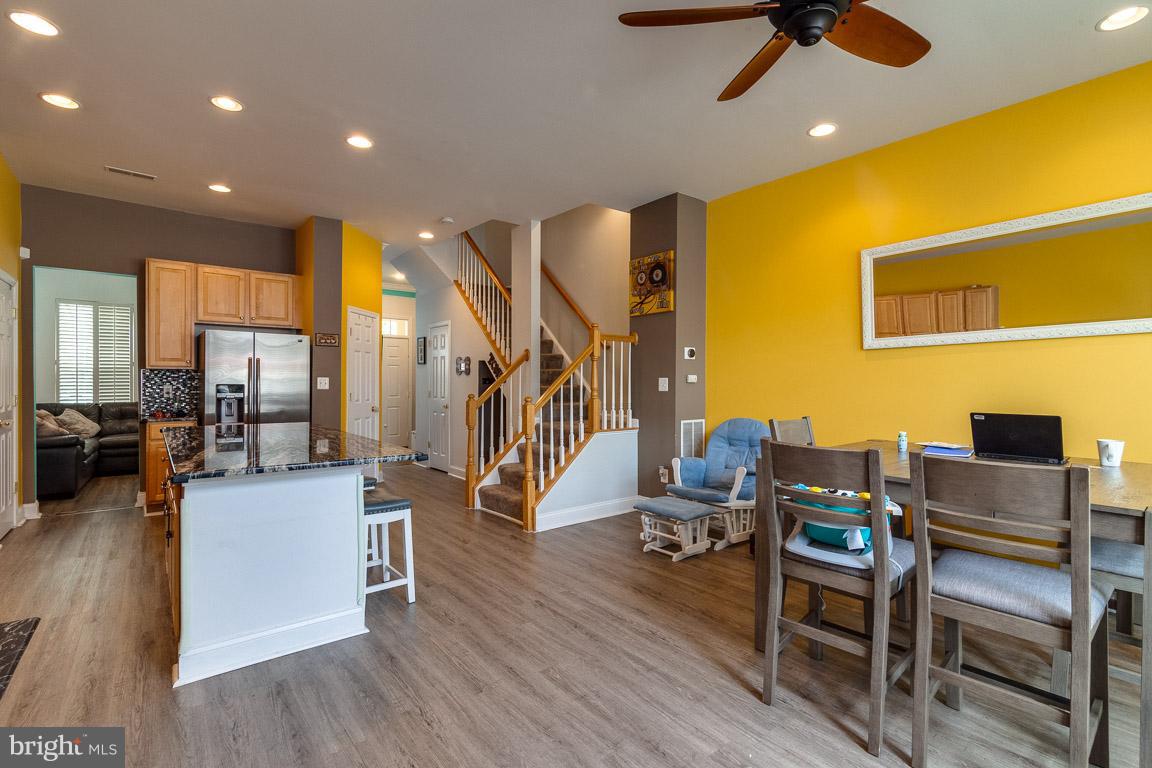 SOUTH RIDING - Residential