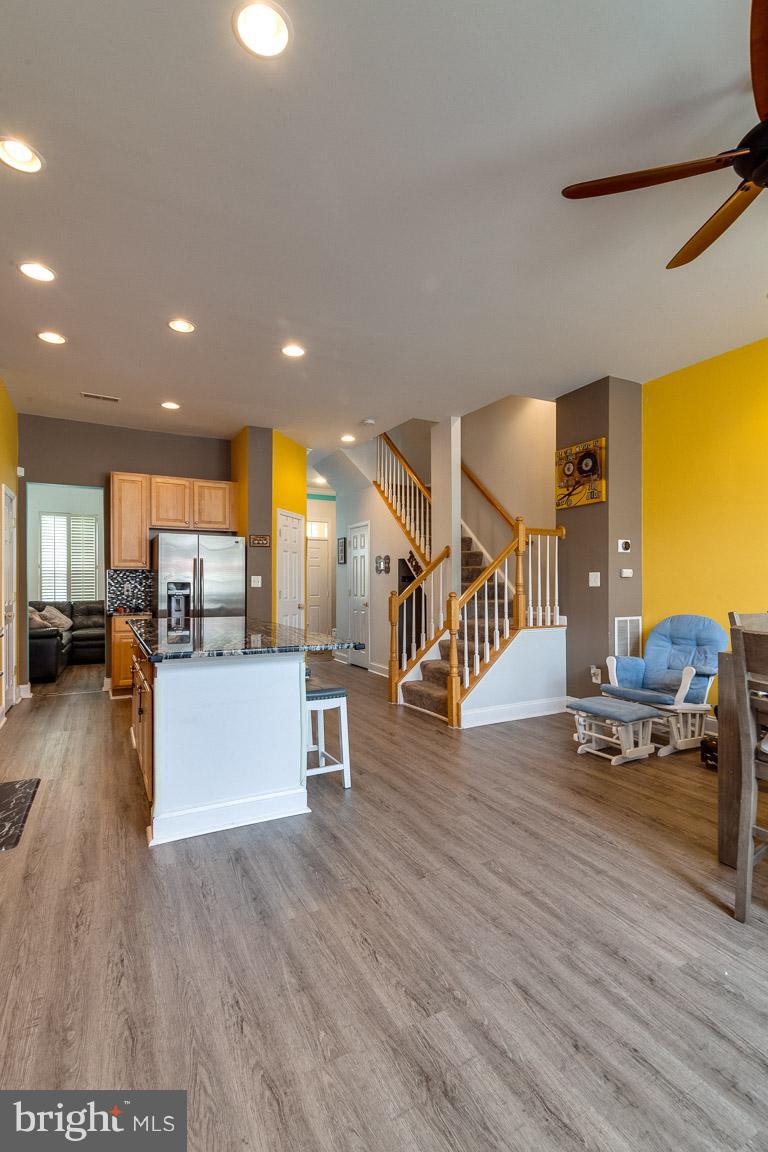 SOUTH RIDING - Residential