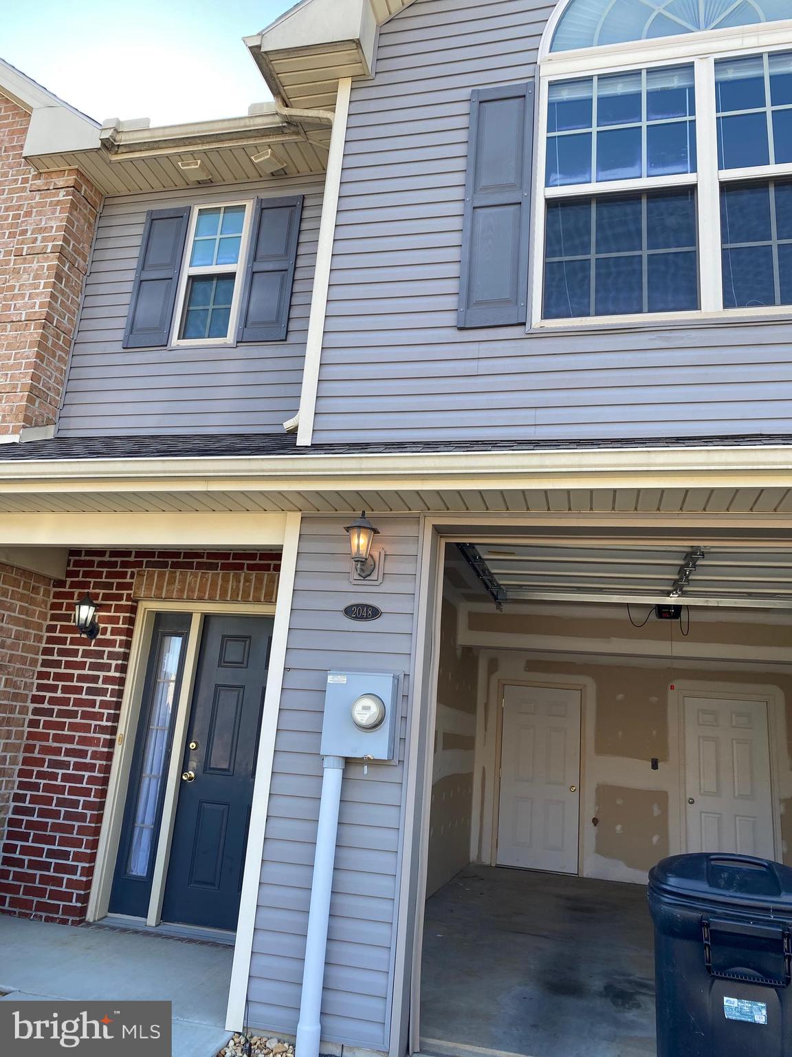NICHOLSON SQUARE VILLAGE - Residential Lease