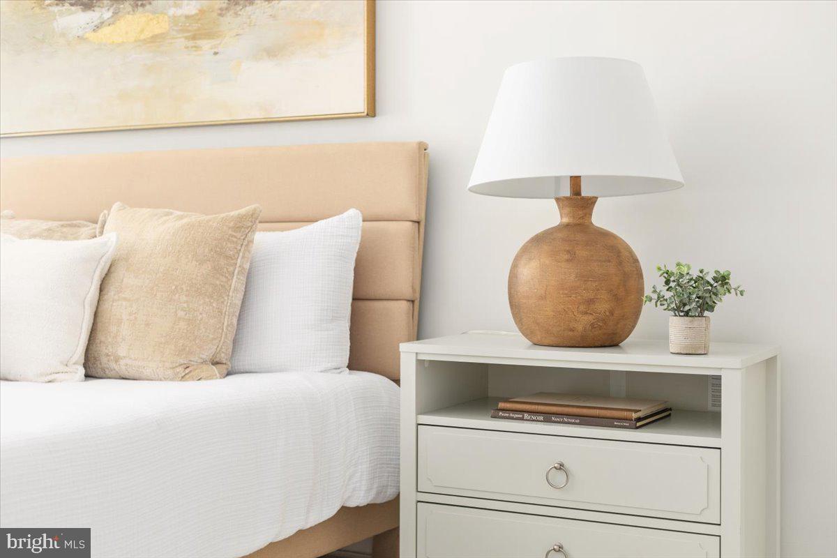 RESTON - Residential Lease