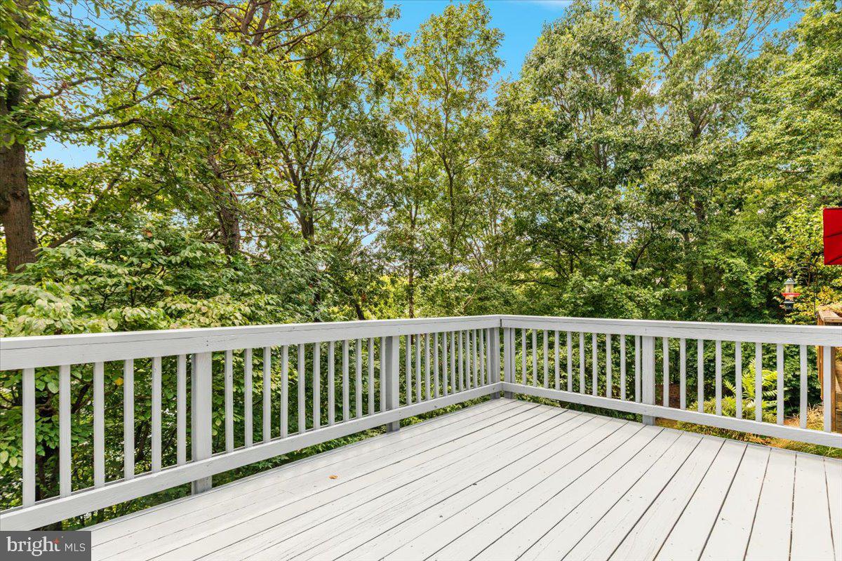 RESTON - Residential Lease