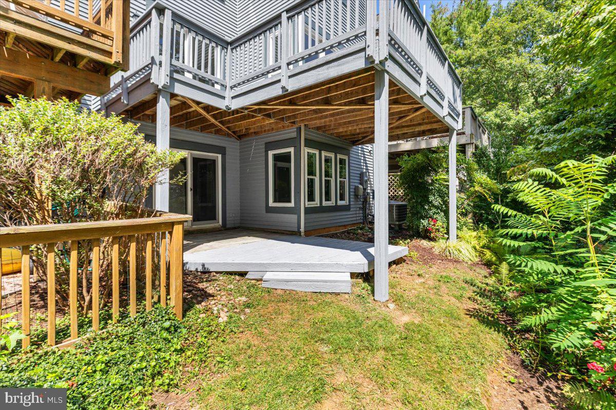 RESTON - Residential Lease