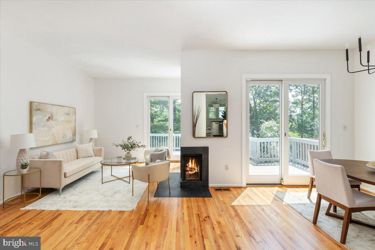 RESTON - Residential Lease