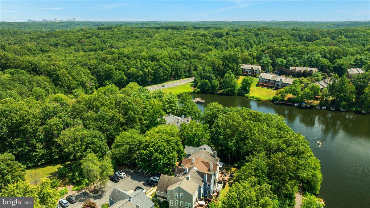 RESTON - Residential Lease