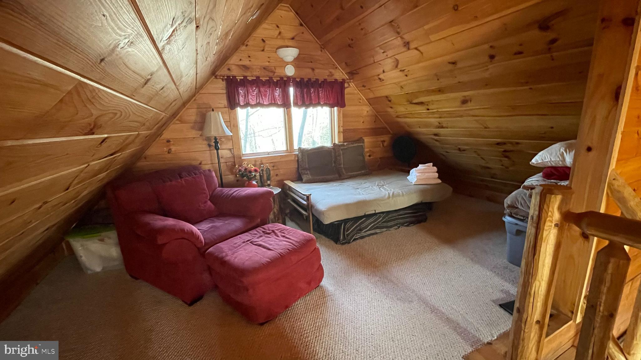 YELLOWSTONE VILLAGE - Residential