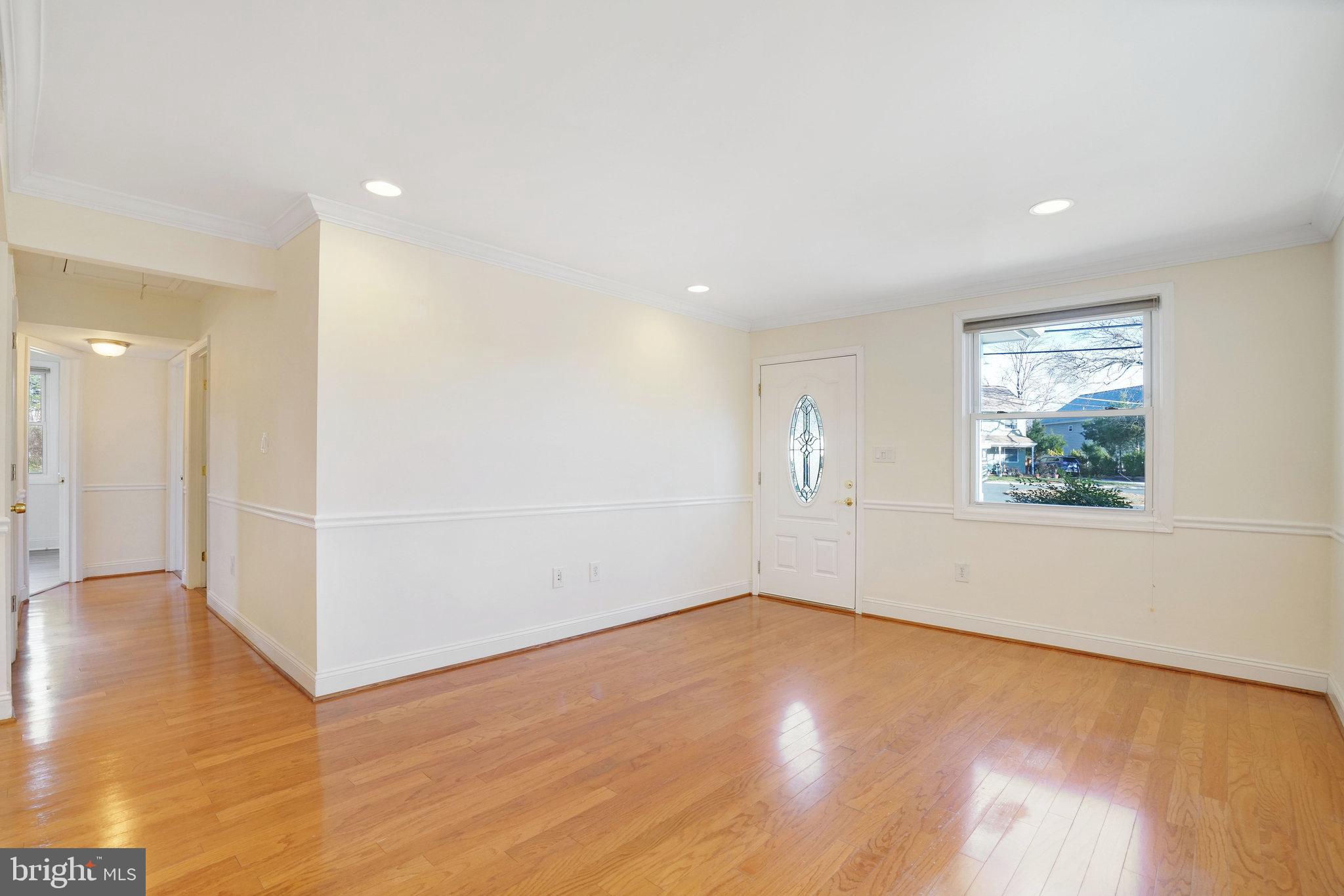 ANNALEE HEIGHTS - Residential Lease