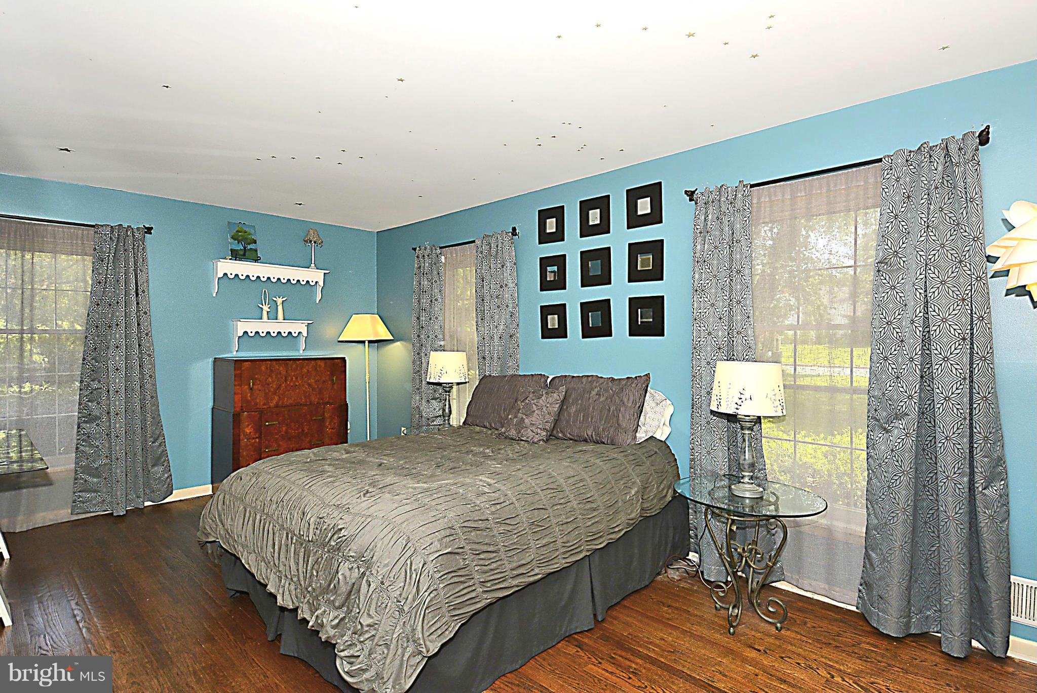 ULMSTEAD ESTATES - Residential