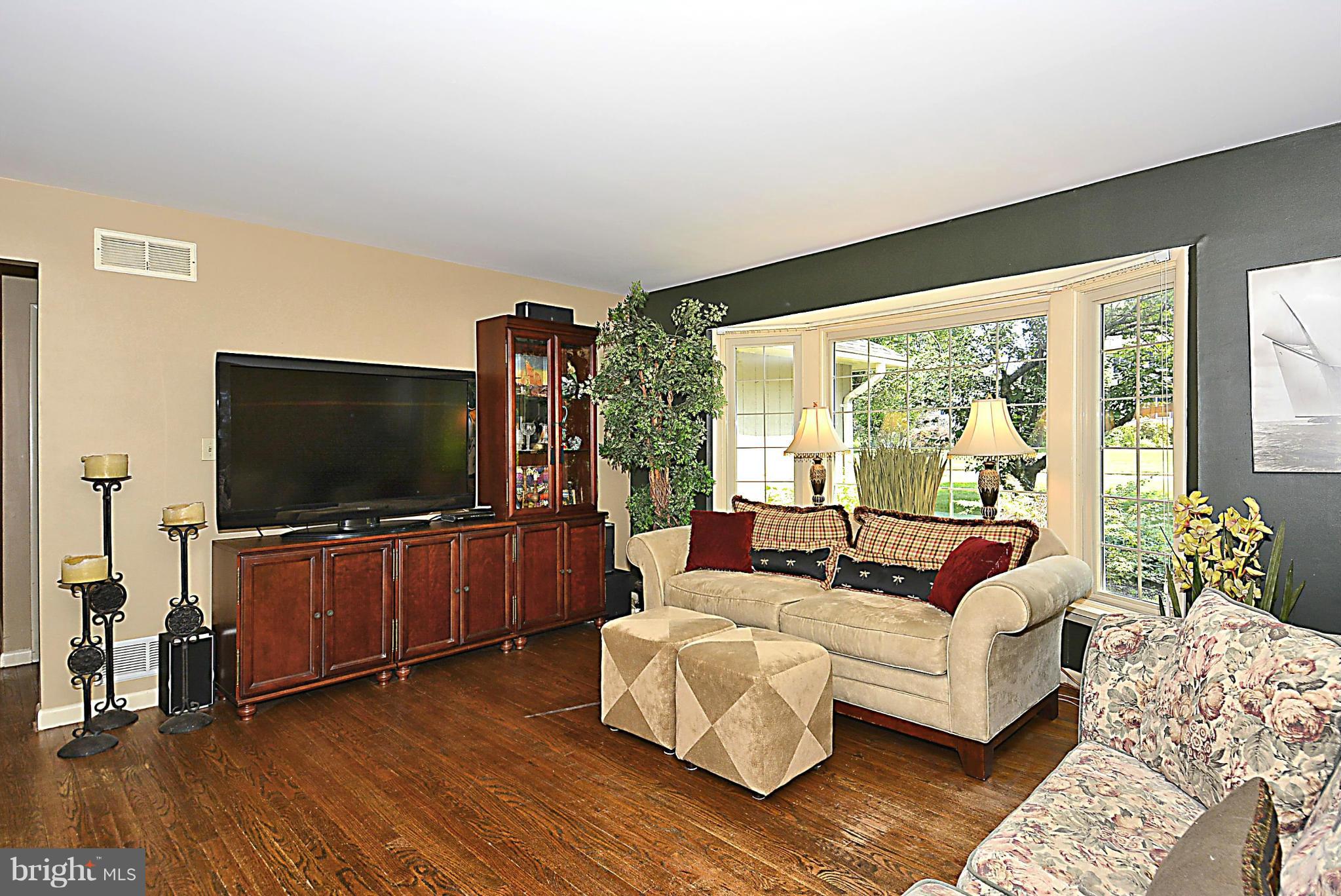 ULMSTEAD ESTATES - Residential