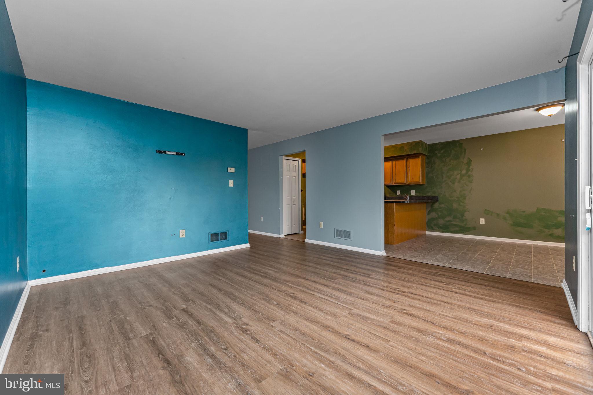 SEMINARY WAY - Residential