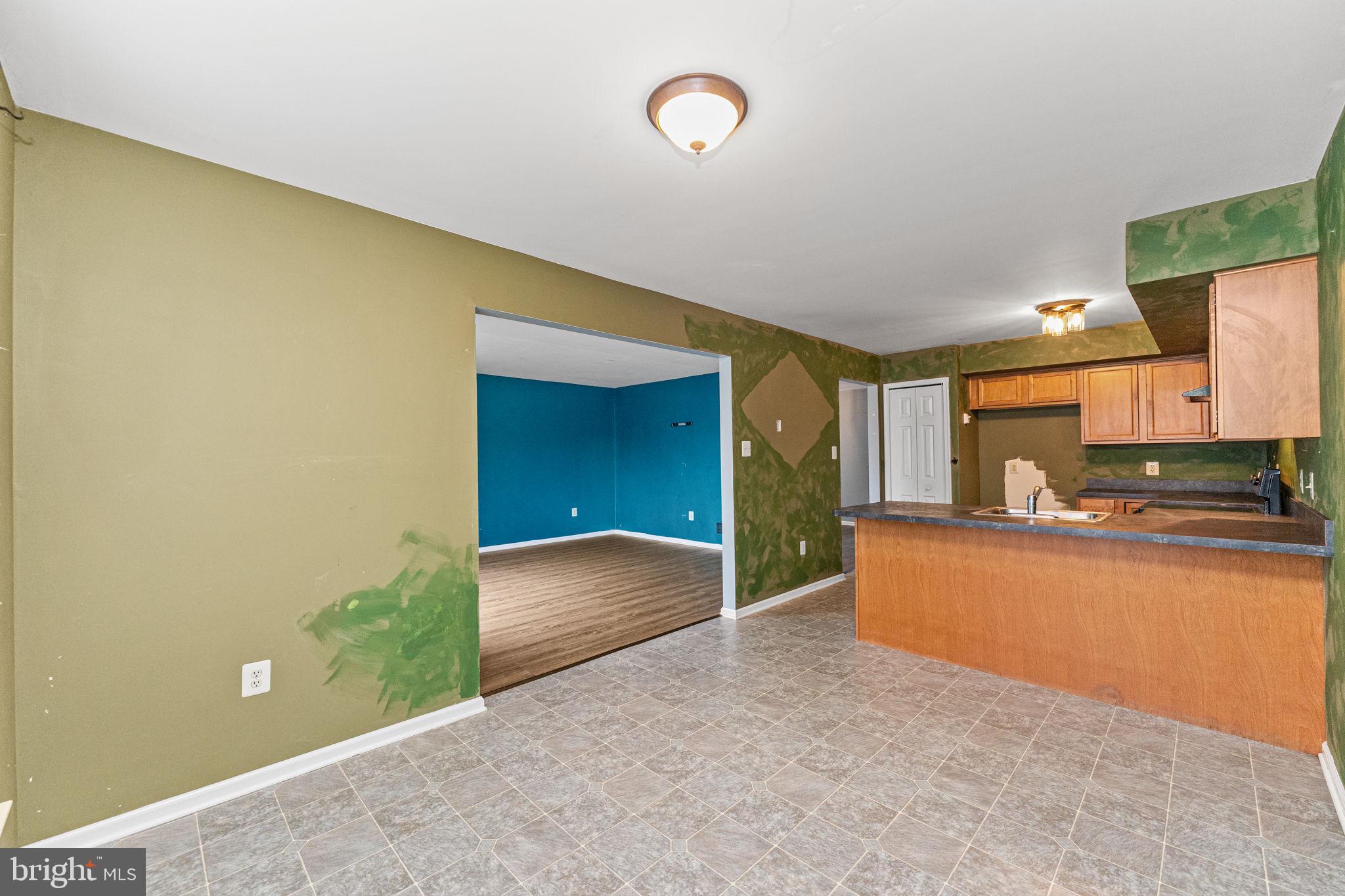 SEMINARY WAY - Residential