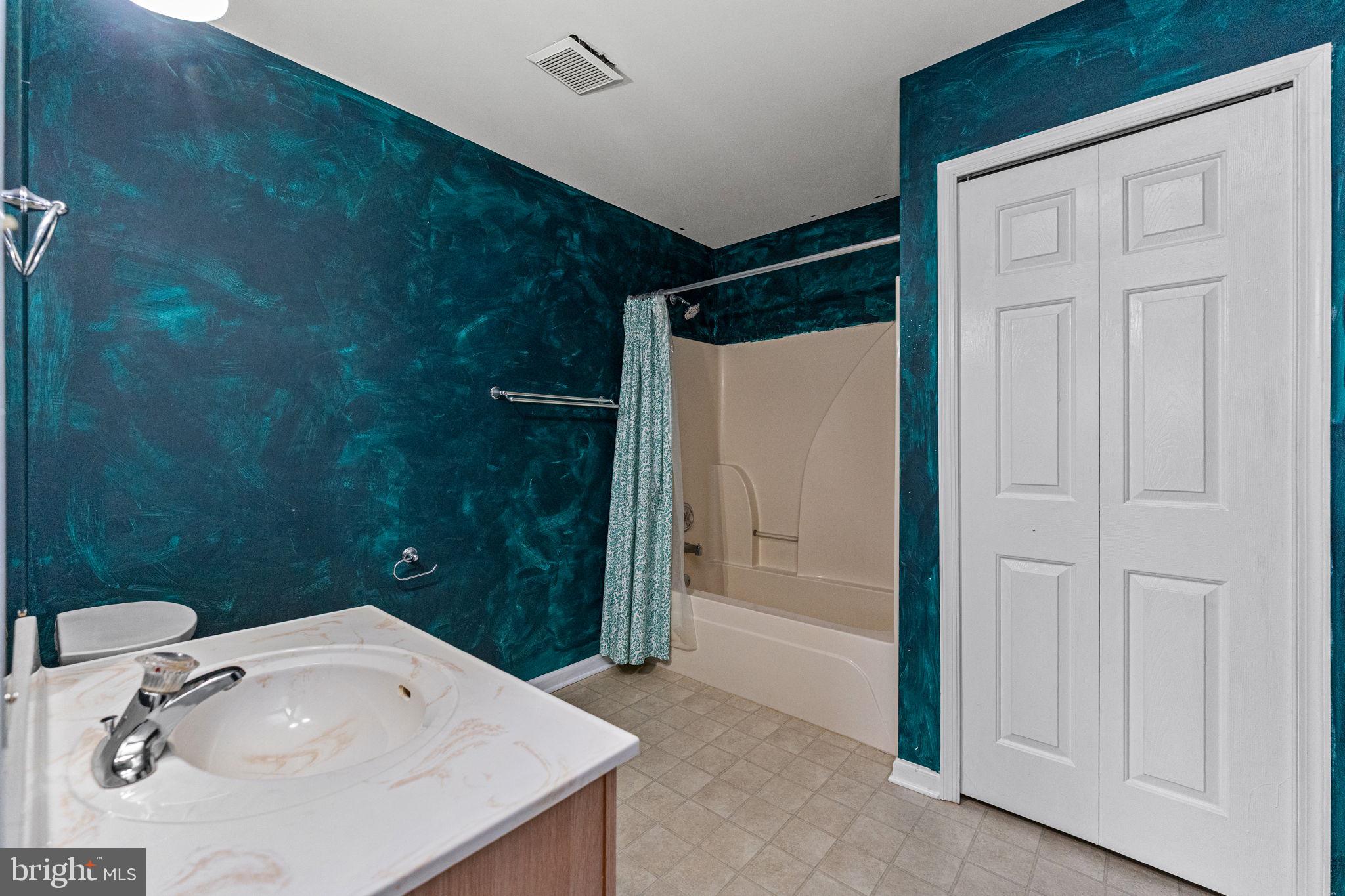 SEMINARY WAY - Residential