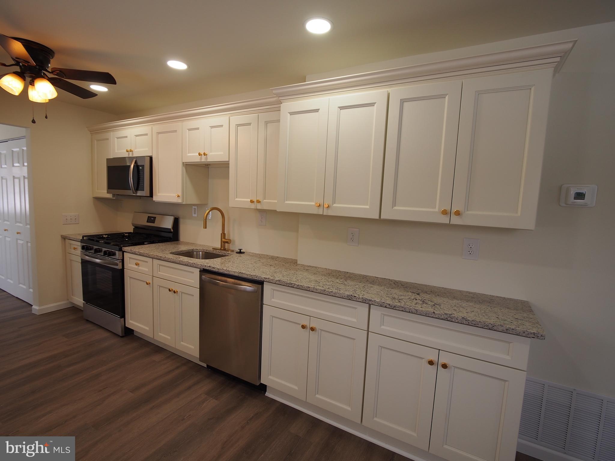 GRANDVIEW ESTS - Residential