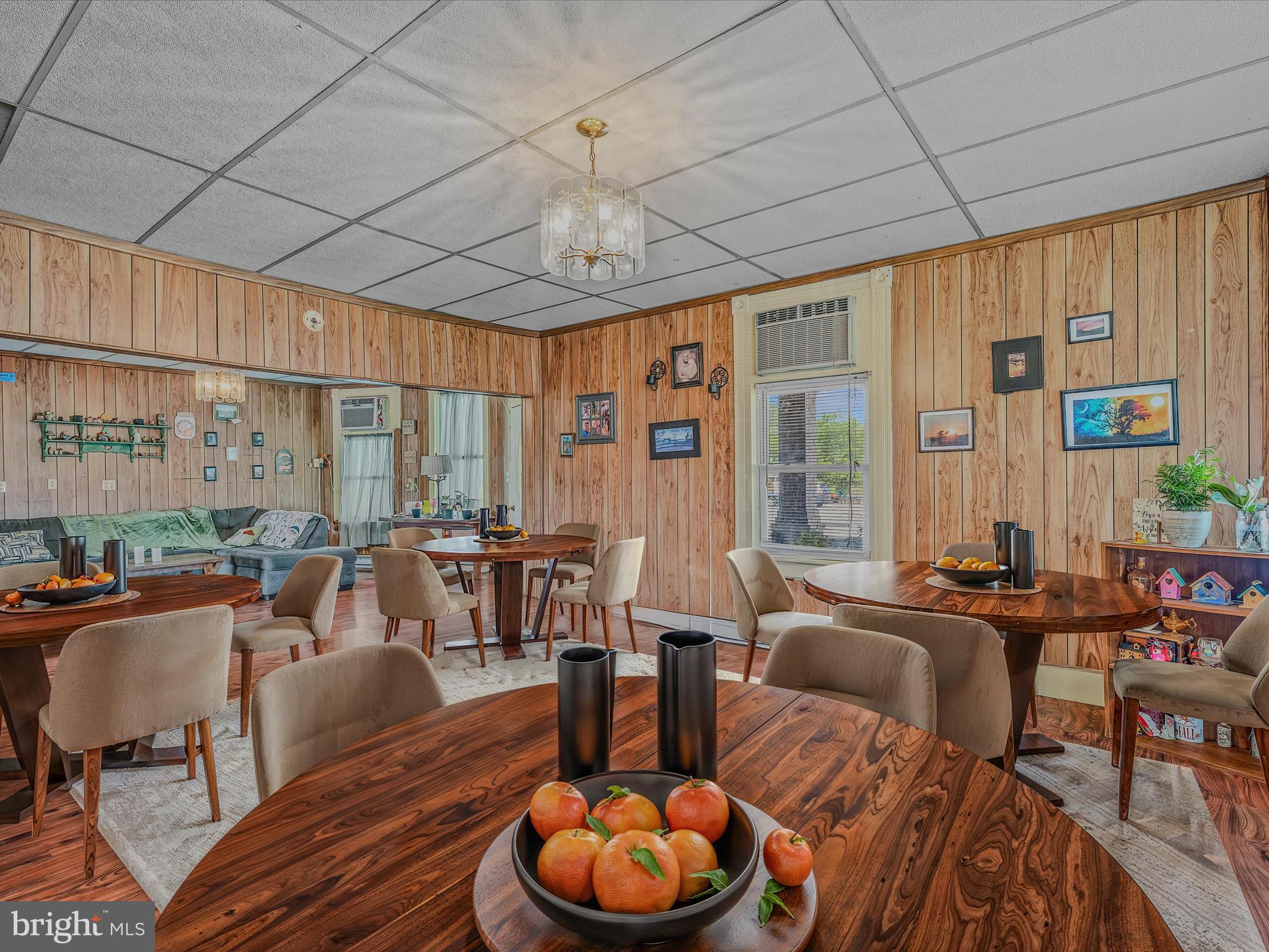 PAW PAW - Commercial Sale