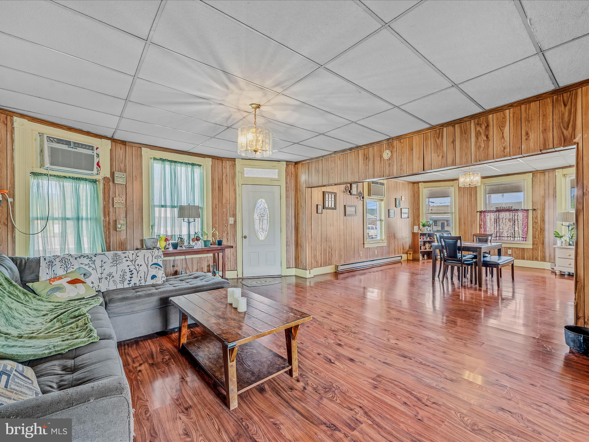 PAW PAW - Commercial Sale