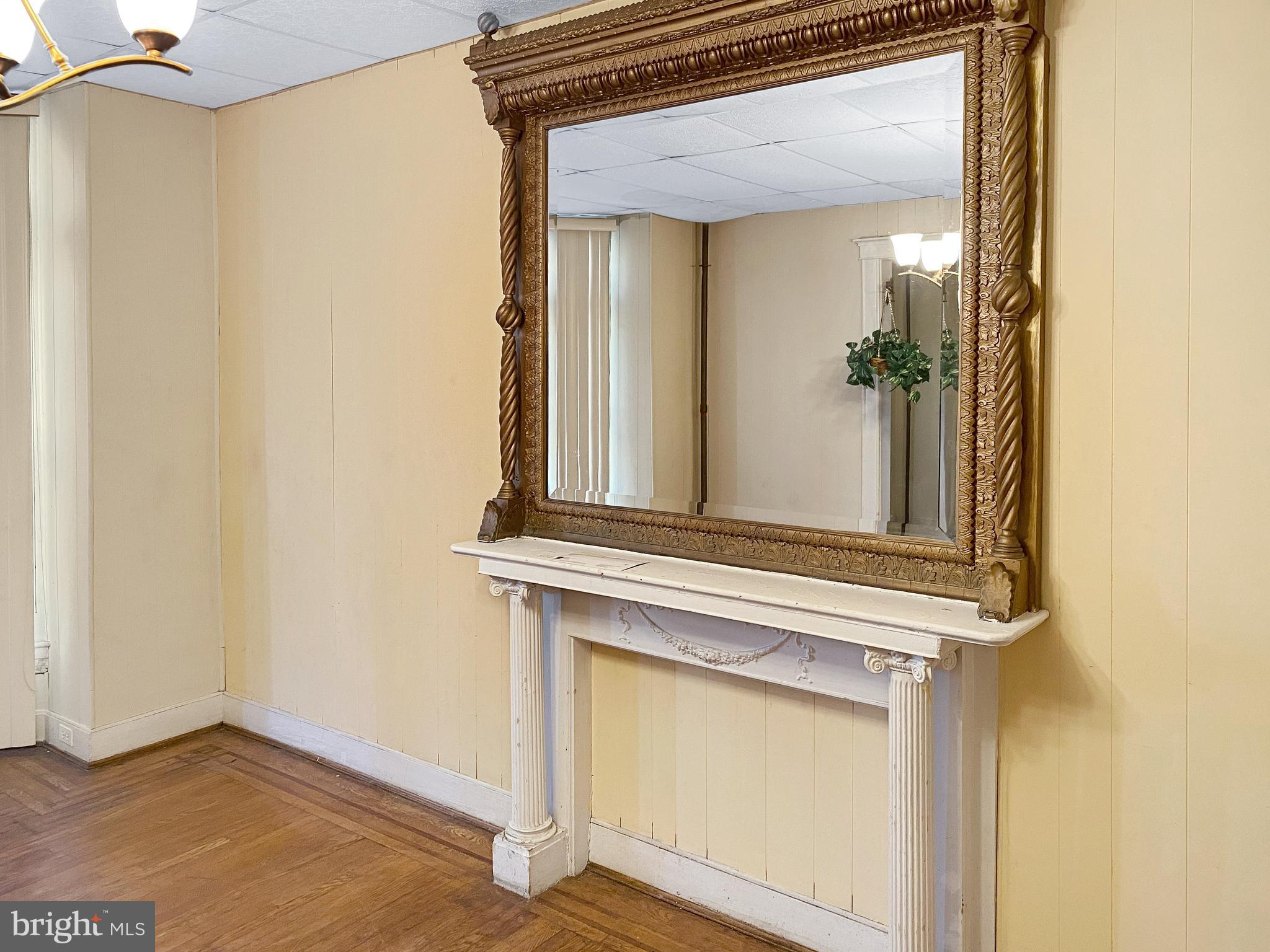 WINCHESTER - Residential