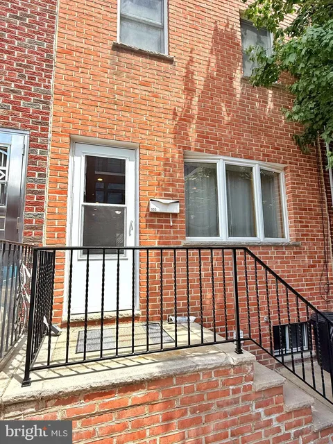 933 Mountain Street, Philadelphia, PA MLS: PAPH2480124