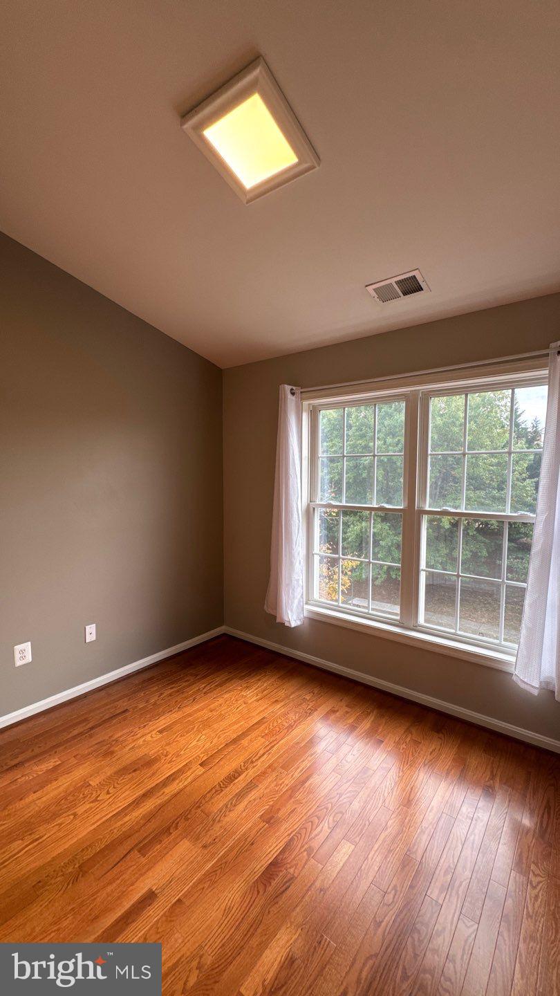 MONTJOY - Residential Lease