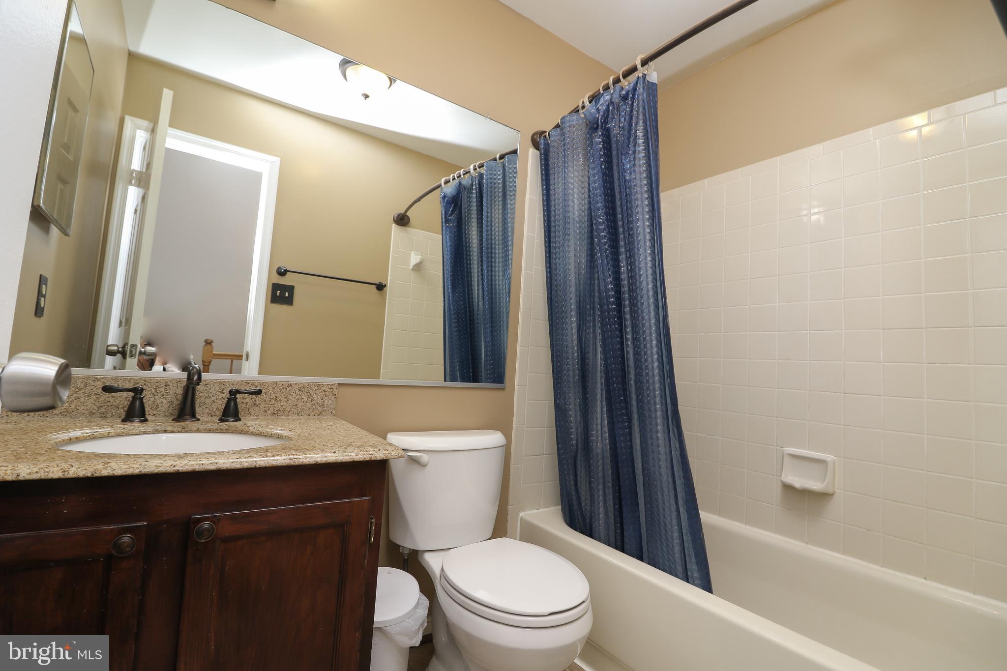 POTOMAC CROSSING - Residential