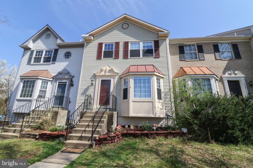 ***Open House for Sunday 4/14 has been cancelled*** Welcome to this charming 3 Bedroom, 3.5 Bathroom town home in Potomac Crossing. One of the best lots in the neighborhood facing beautiful open common area. Impeccably maintained home. Freshly painted interior. The beautiful patio and fenced yard provide the perfect space for quiet retreat or for entertaining your guests. Bright main level features a cozy three-sided fireplace separating the open Living and Dining Room. Country-style Kitchen with hardwood floors, eat-in space and access to the back yard. Spacious Master Bedroom has it's own private Bathroom. Finished lower level hosts a Rec Room, Bonus Room, Laundry area and full Bathroom. Enjoy the many community amenities including walking/jogging paths, common area, playground/tot lot and outdoor pool. Conveniently located and just minutes to Old Town Leesburg, parks, schools, shopping (including Leesburg Outlets and Wegmans), movie theatre, Route 7 and the Dulles Greenway and so much more. *Please note - depending on your needs and preferences, the wall separating the Rec Room and Bonus Room is easily removable if you would like to create one large Rec Room space.