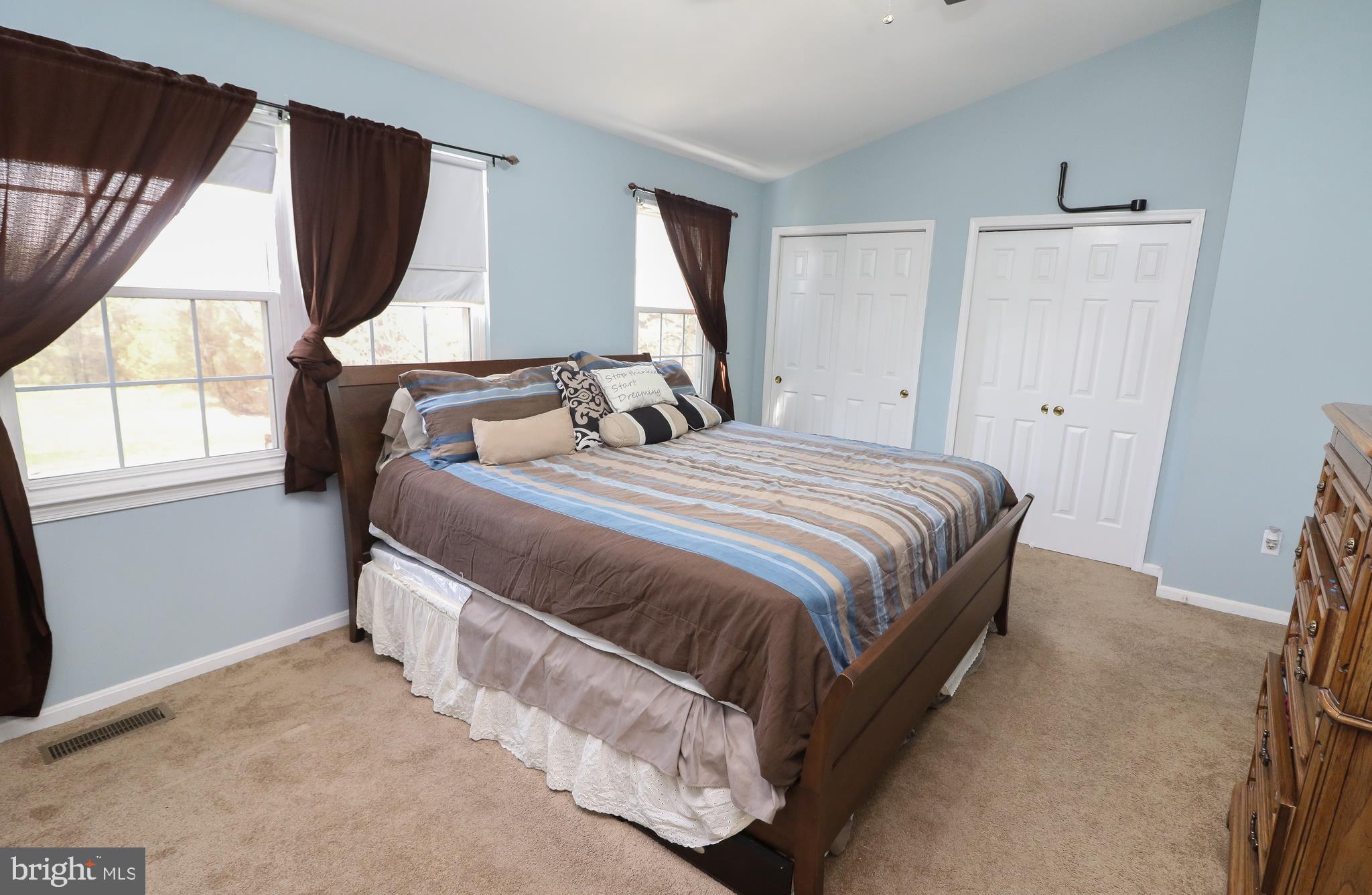 POTOMAC CROSSING - Residential