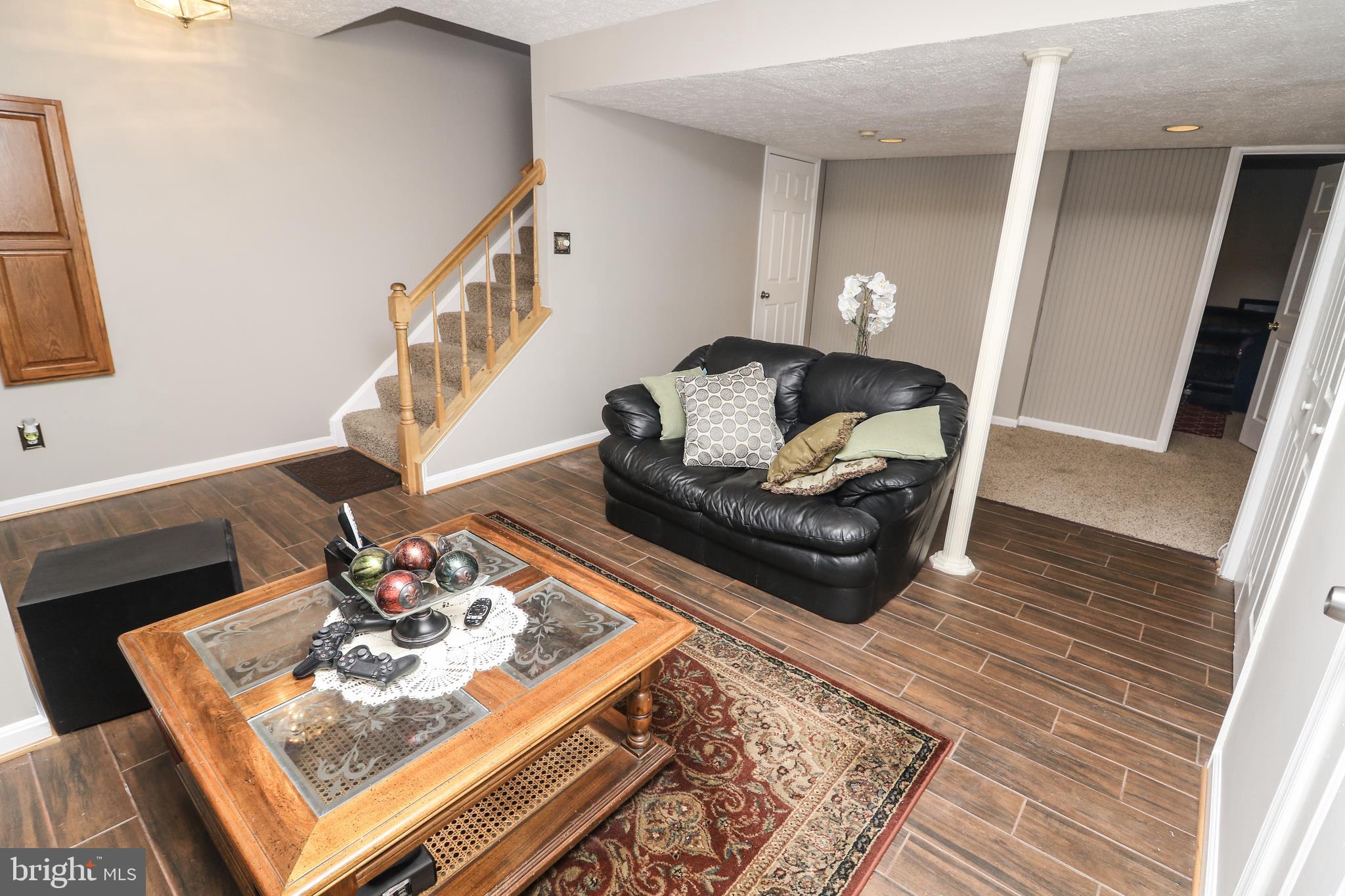 POTOMAC CROSSING - Residential