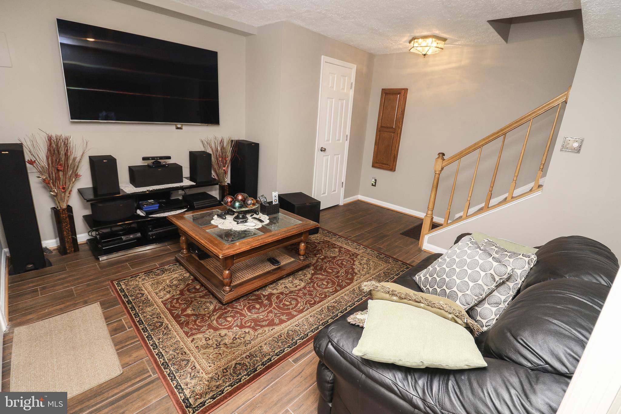 POTOMAC CROSSING - Residential