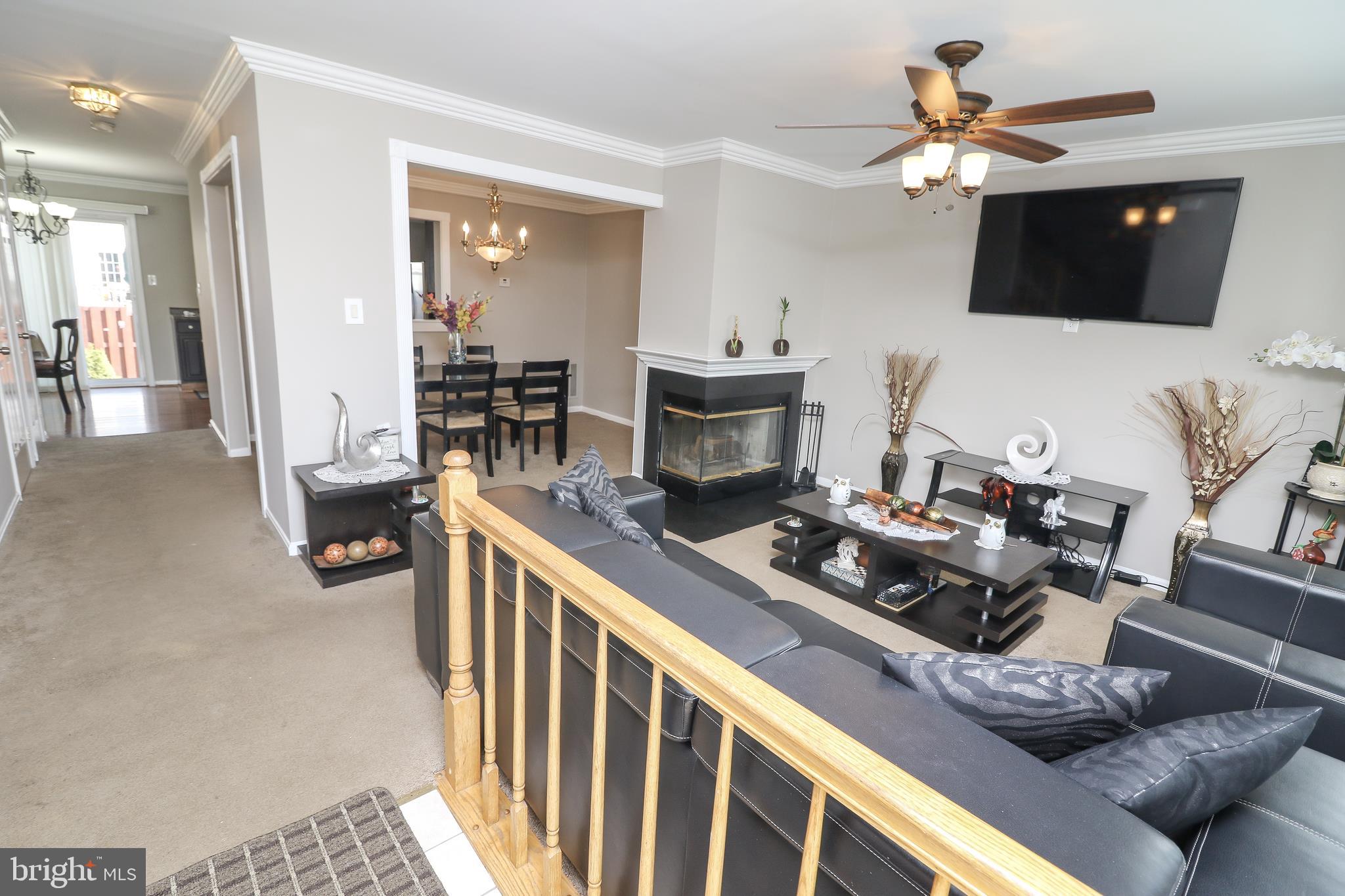 POTOMAC CROSSING - Residential