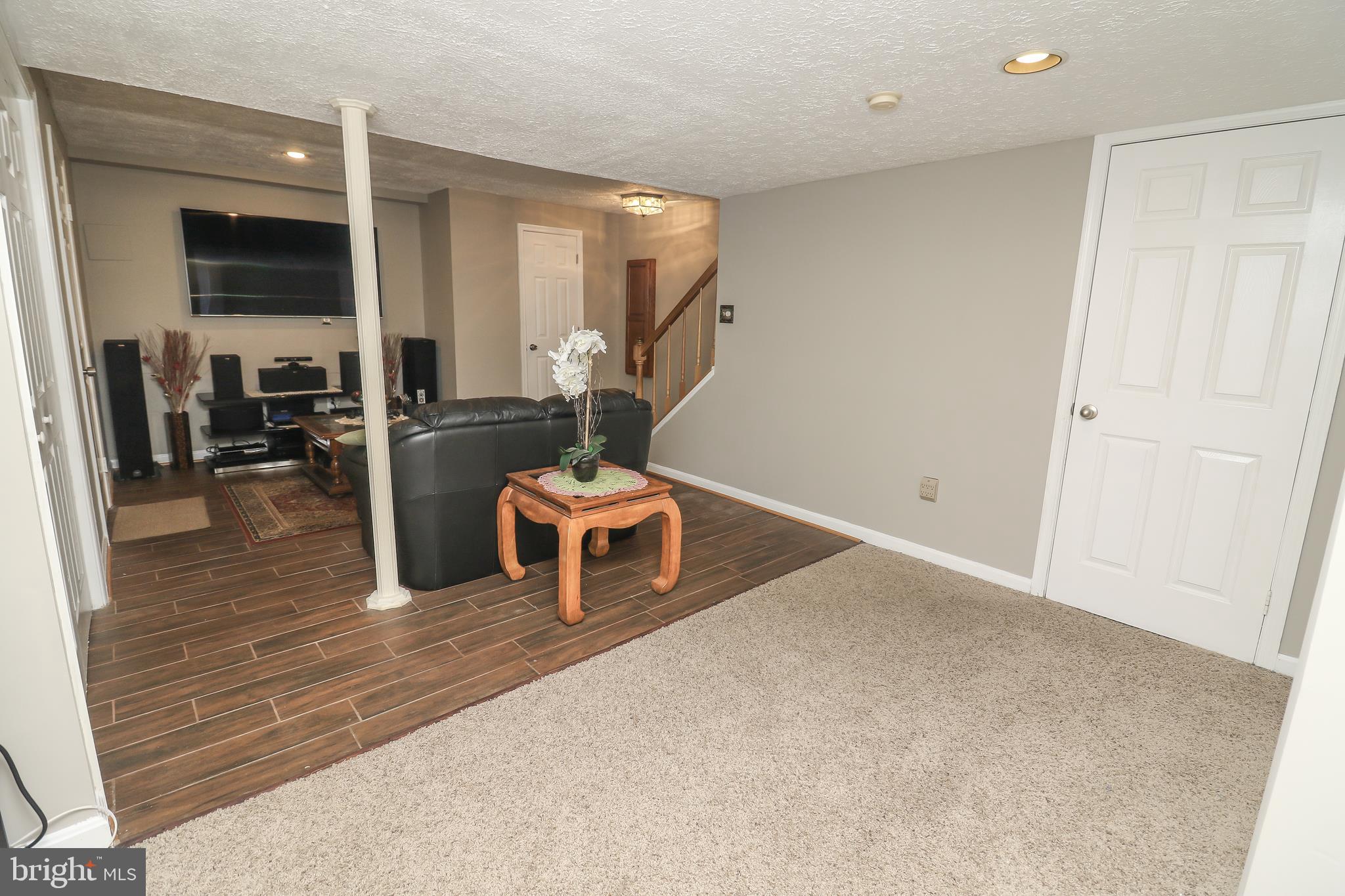 POTOMAC CROSSING - Residential