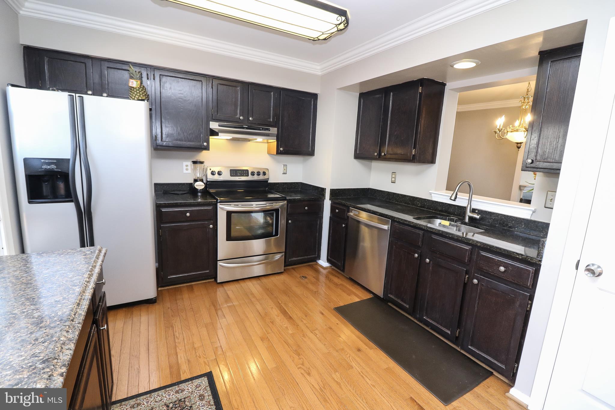 POTOMAC CROSSING - Residential