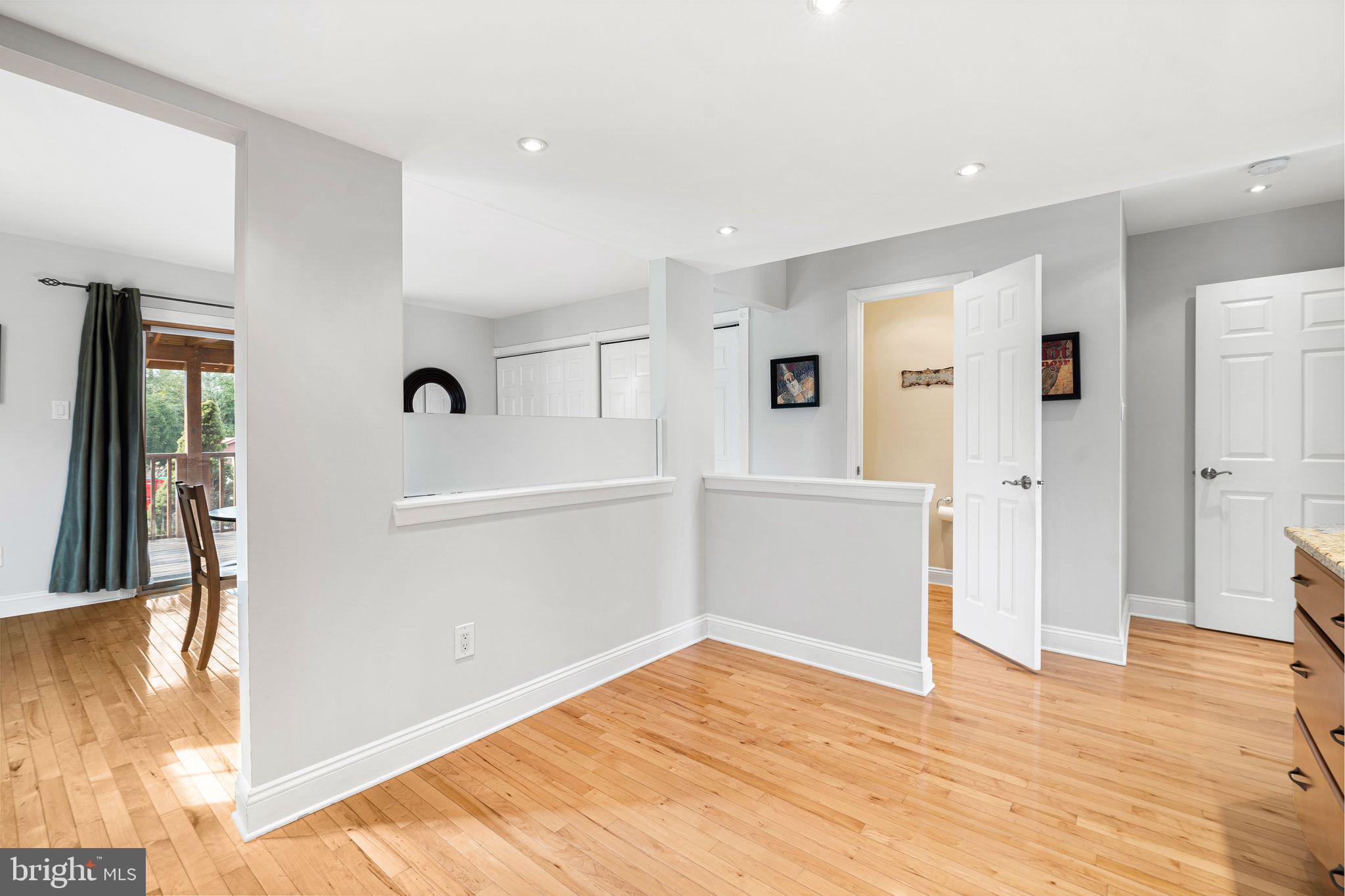 STONY CREEK VIL - Residential