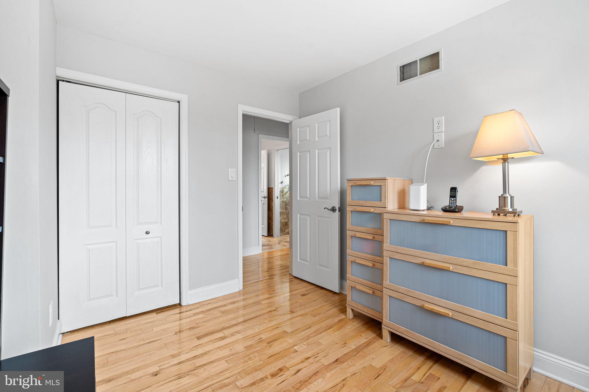 STONY CREEK VIL - Residential