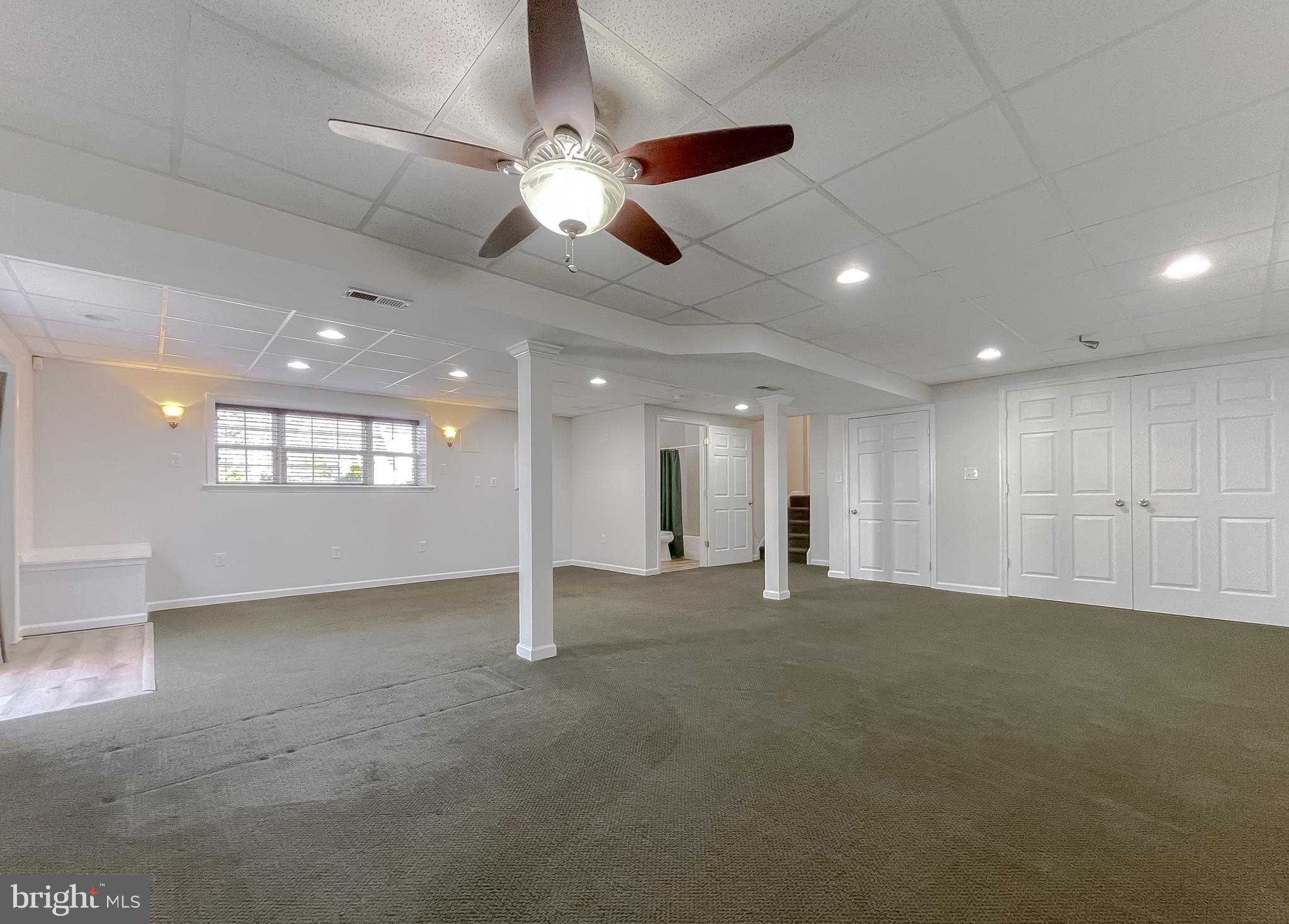 WILLOW WOODS - Residential