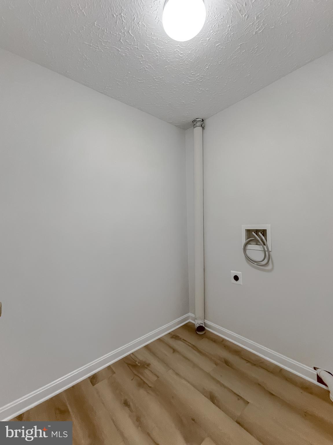 WILLOW WOODS - Residential