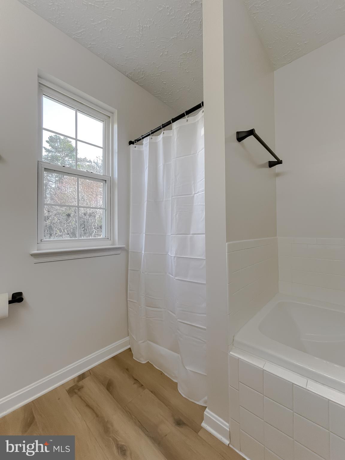 WILLOW WOODS - Residential