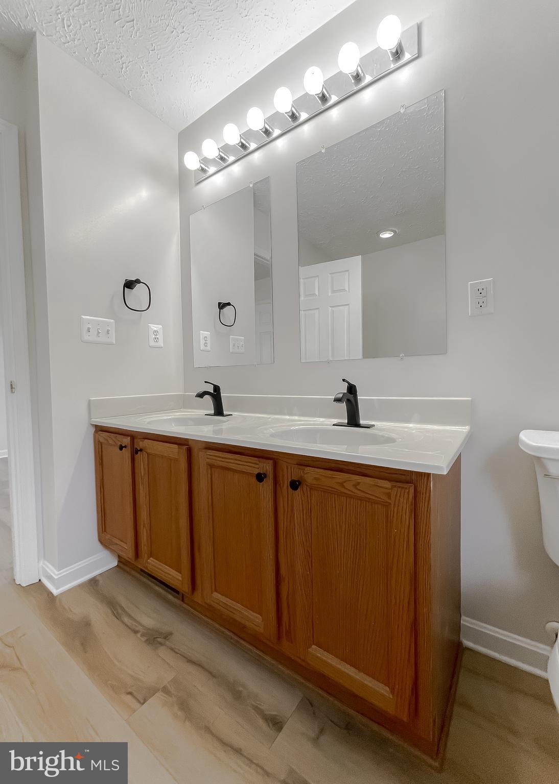 WILLOW WOODS - Residential