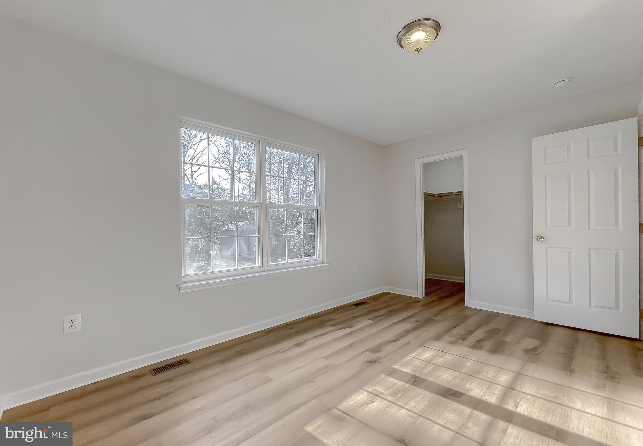 WILLOW WOODS - Residential