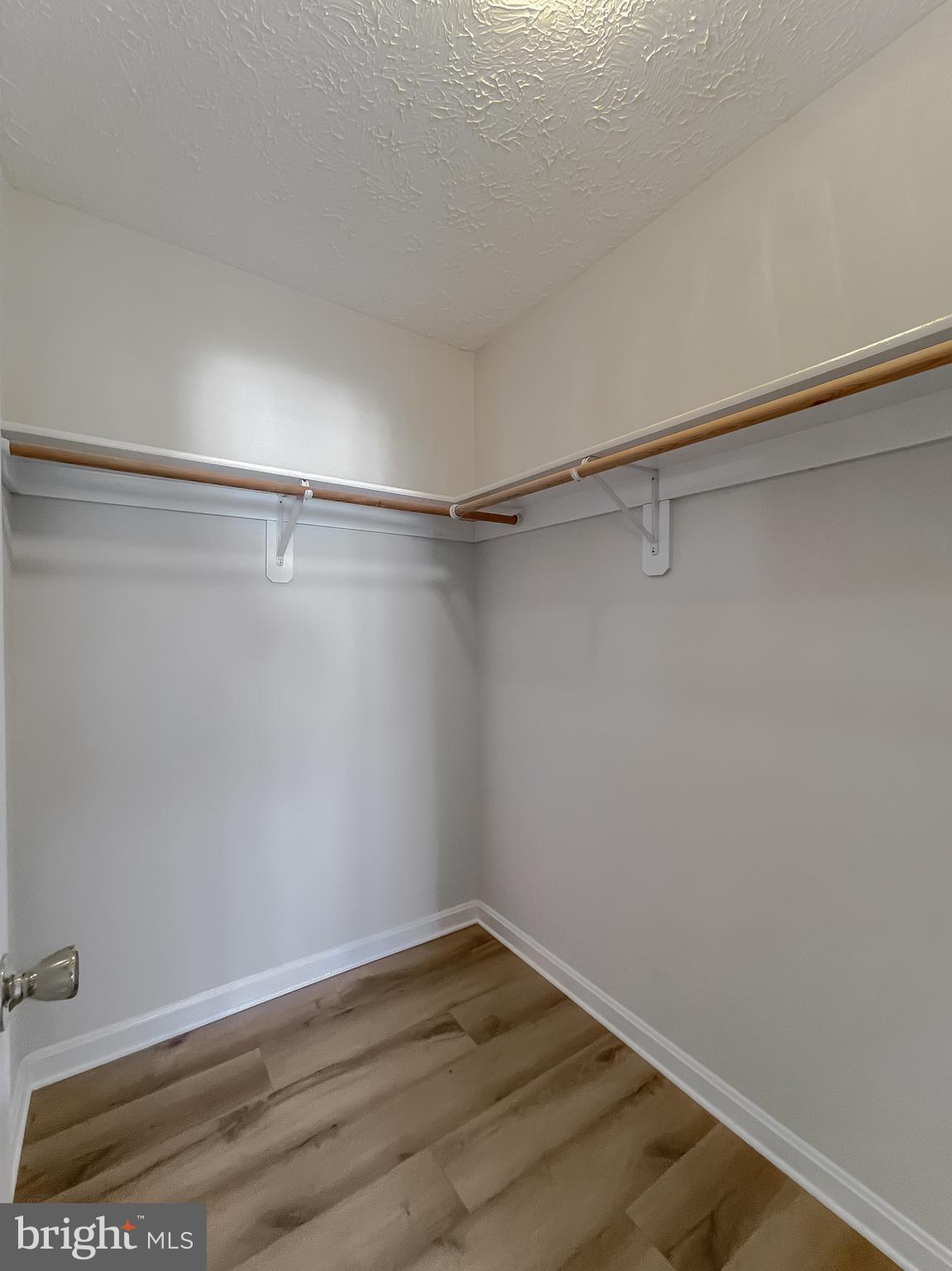 WILLOW WOODS - Residential