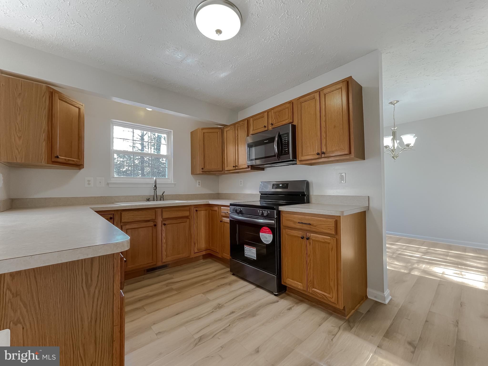 WILLOW WOODS - Residential