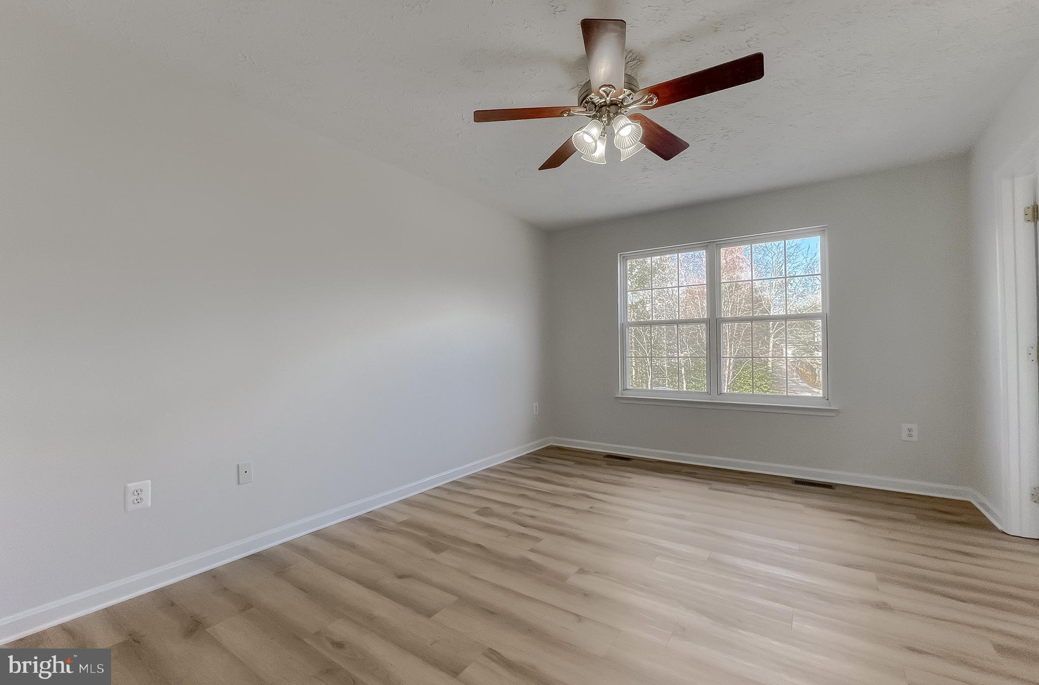 WILLOW WOODS - Residential