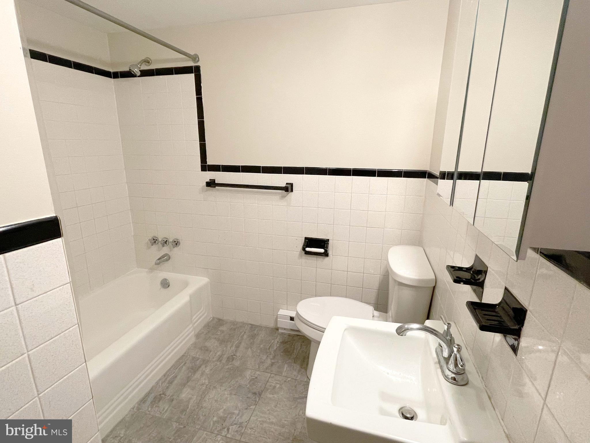 MECHANICSBURG BOROUGH - Residential Lease