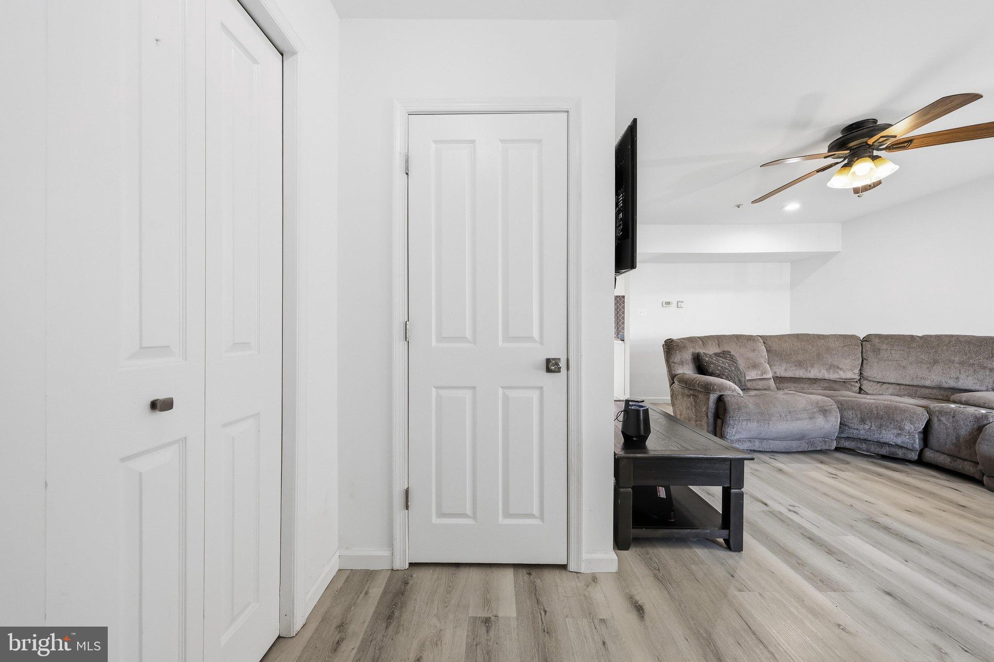 109 OLD OAK PLACE