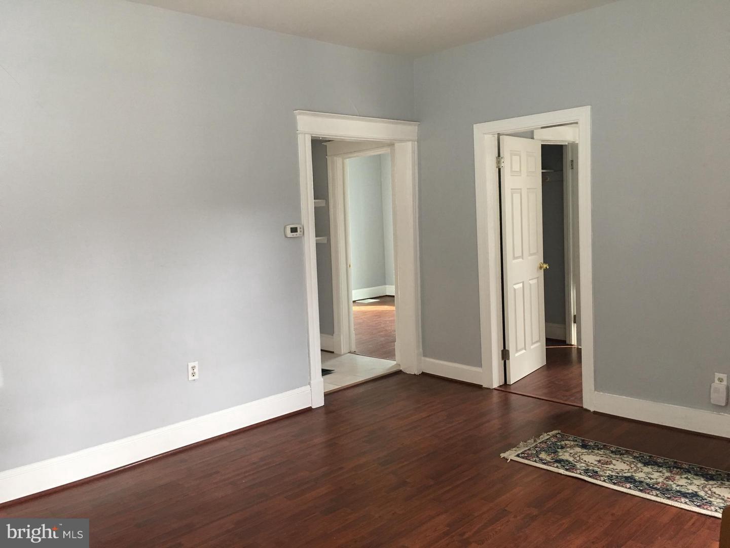 RIVERDALE PARK - Residential Lease