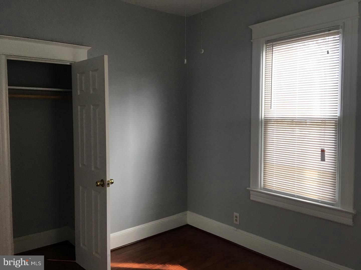 RIVERDALE PARK - Residential Lease