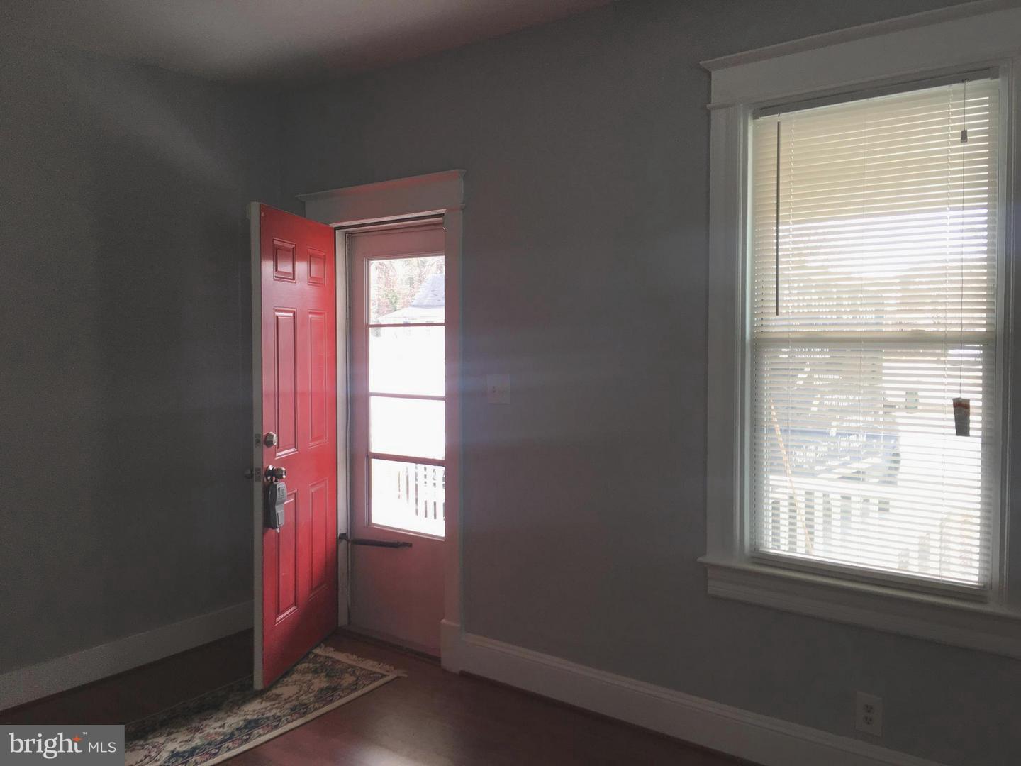 RIVERDALE PARK - Residential Lease