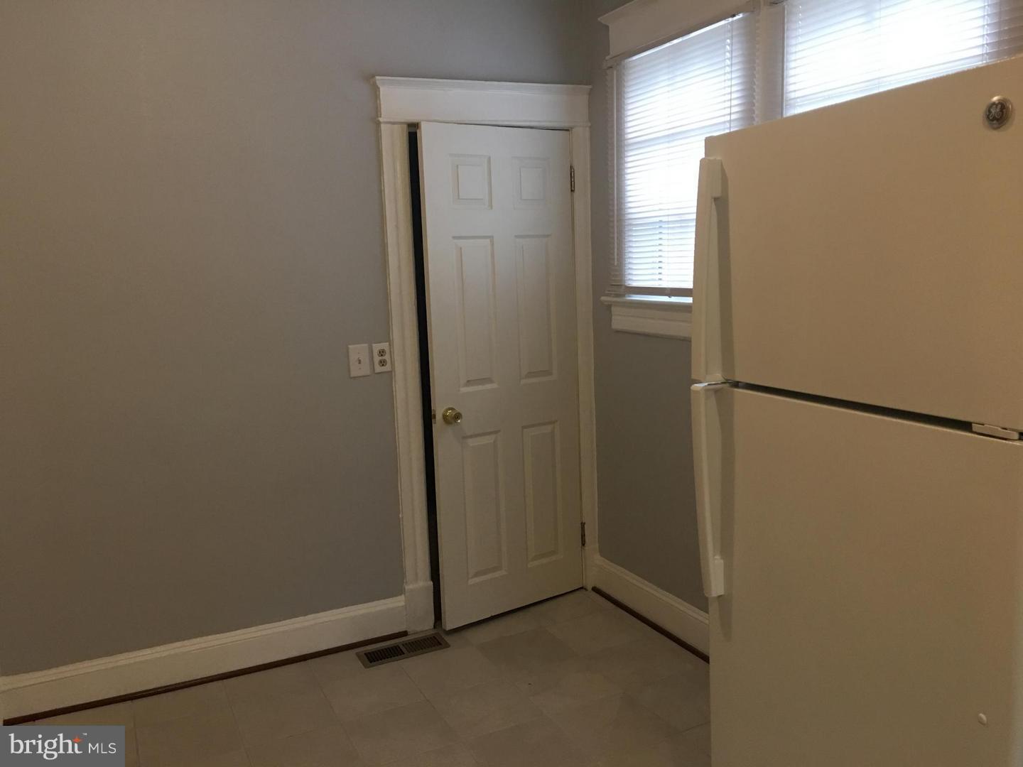 RIVERDALE PARK - Residential Lease