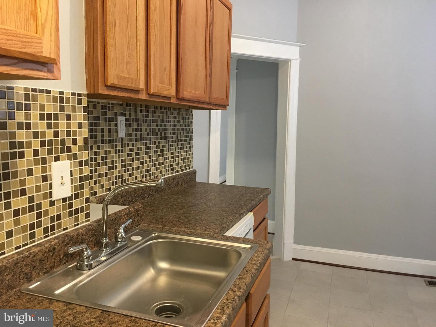 RIVERDALE PARK - Residential Lease