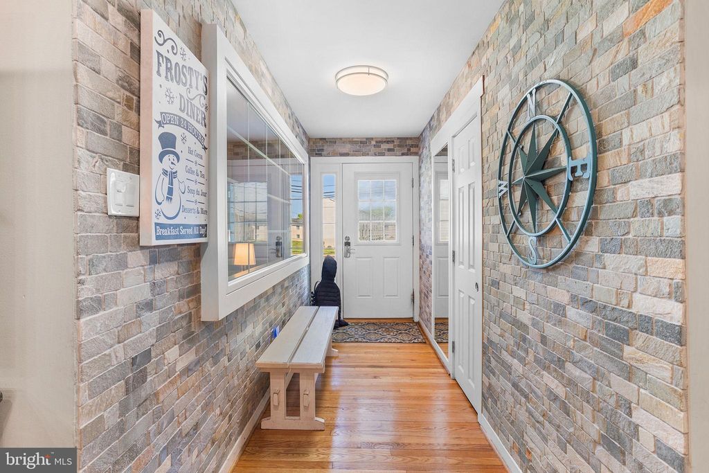 Photo of 112 Pedrick Avenue, WILLIAMSTOWN, NJ 08094 (MLS # NJGL2072296)