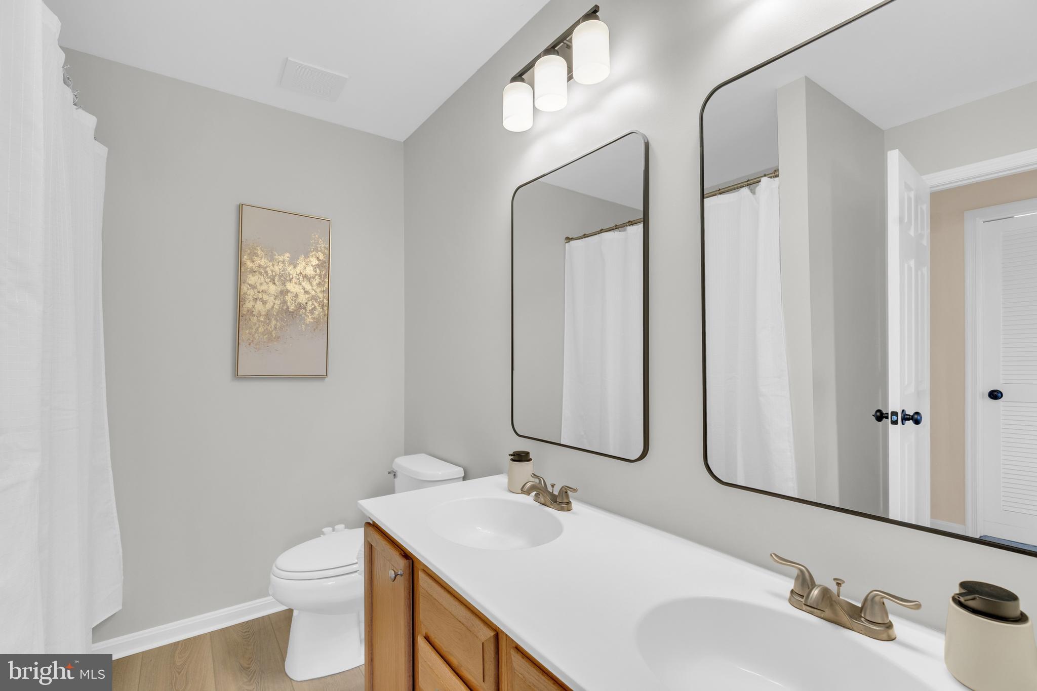 GUNSTON CORNER - Residential