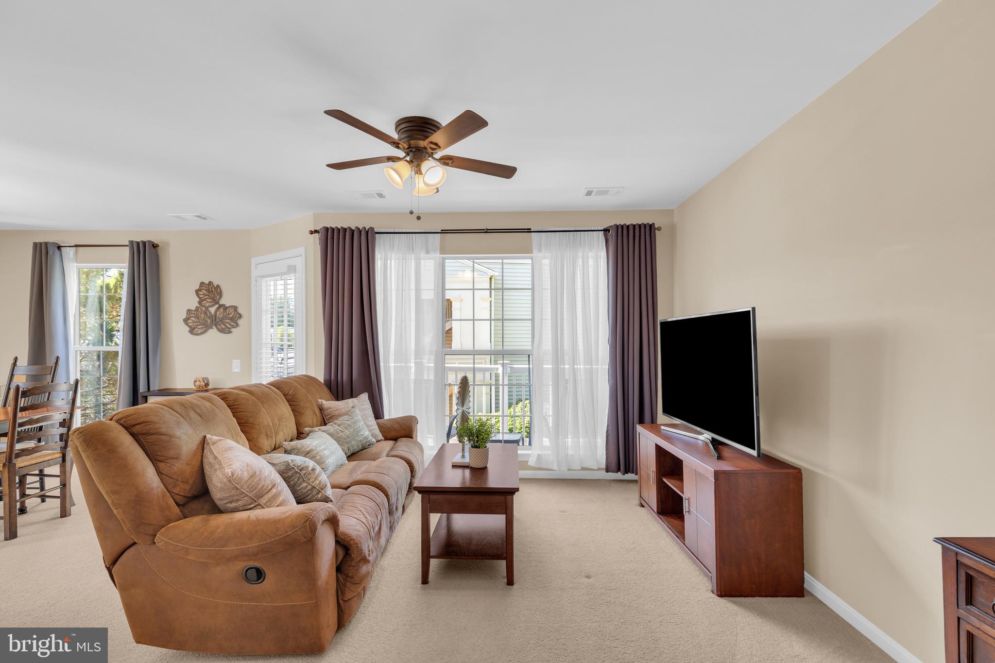 GUNSTON CORNER - Residential
